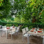 Au Coeur De Hotel Meaulne