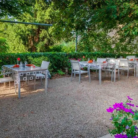 Au Coeur De Hotel Meaulne