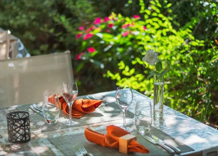 莫尔恩中心酒店 酒店