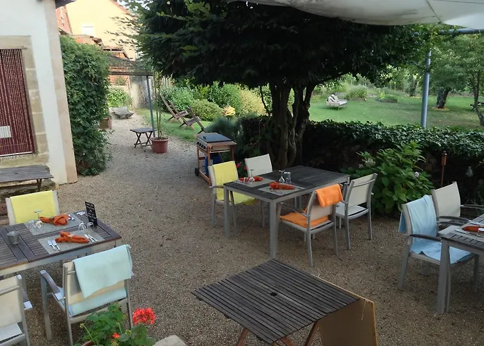 莫尔恩中心酒店 3* Meaulne